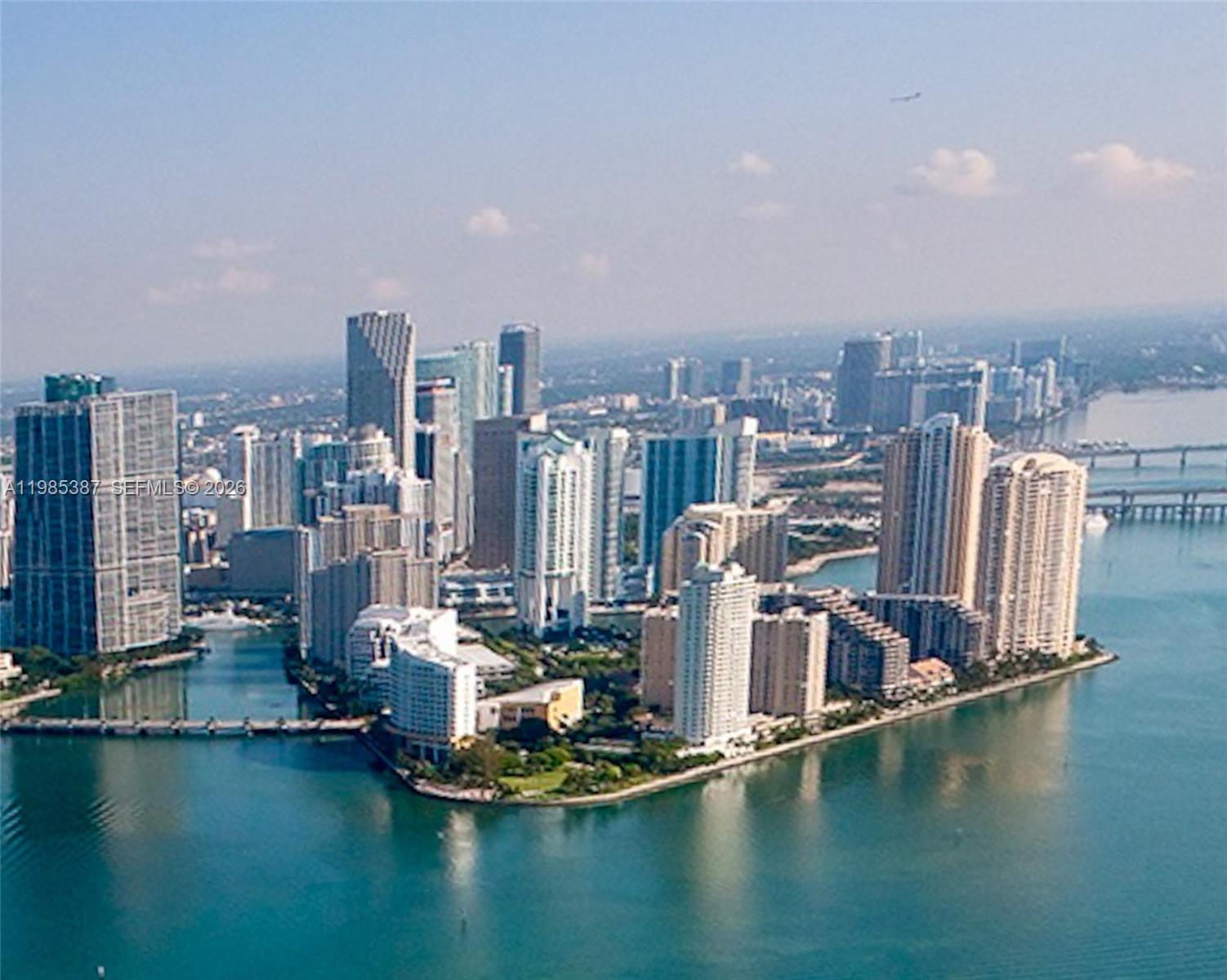 Building Photo - 540 Brickell Key Dr