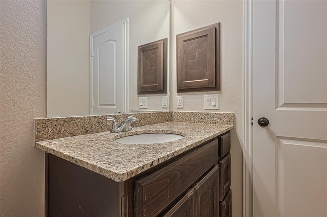 Building Photo - 10623 Davlee Ln