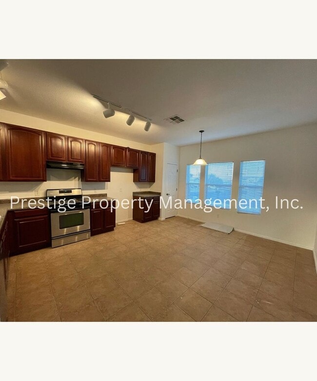 Building Photo - >>Northwest Home Checks In  All The Boxes- Must See!