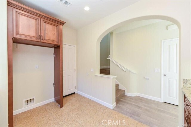 Building Photo - 55 Hallmark