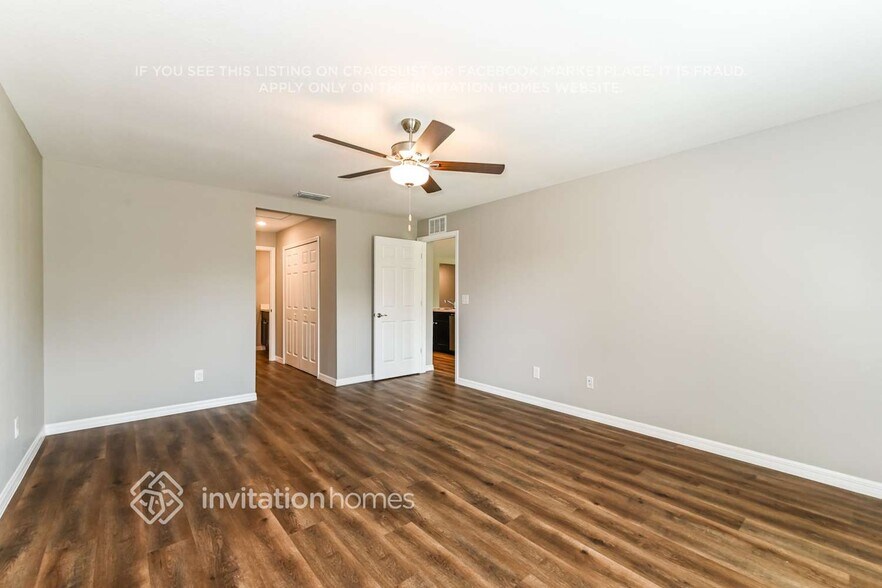 Building Photo - 2592 Mauritania Rd