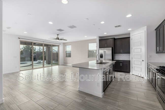 Building Photo - 21399 E Estrella Ct