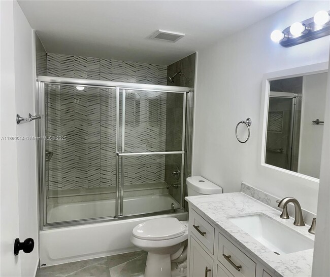 Building Photo - 8650 SW 149th Ave