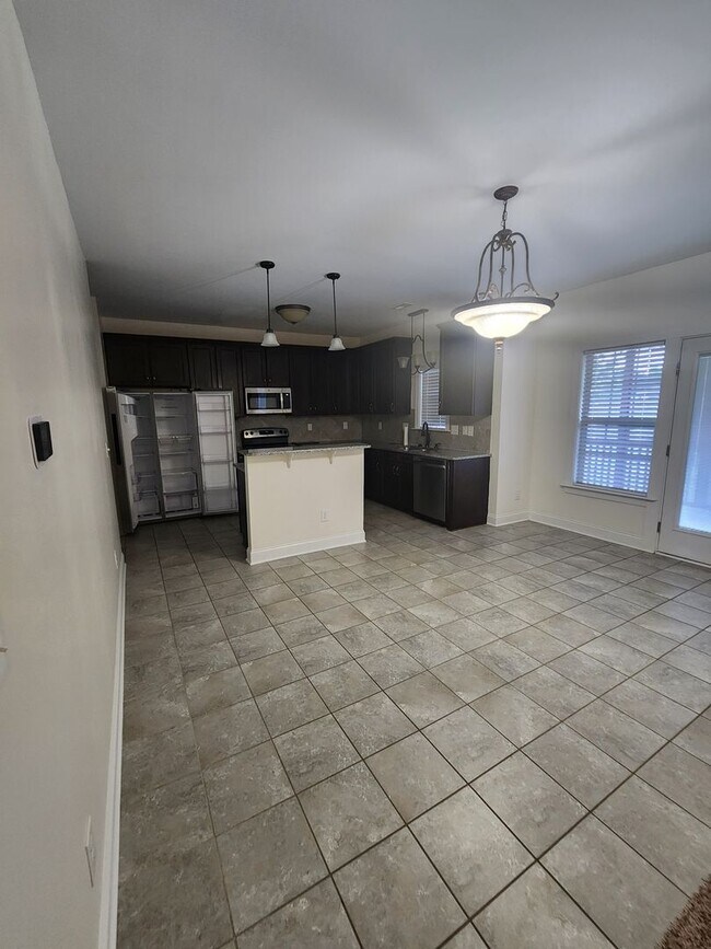 Building Photo - LEXINGTON PLANTATION