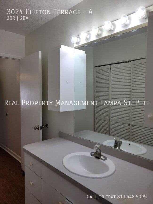 Building Photo - 3024 Clifton Terrace