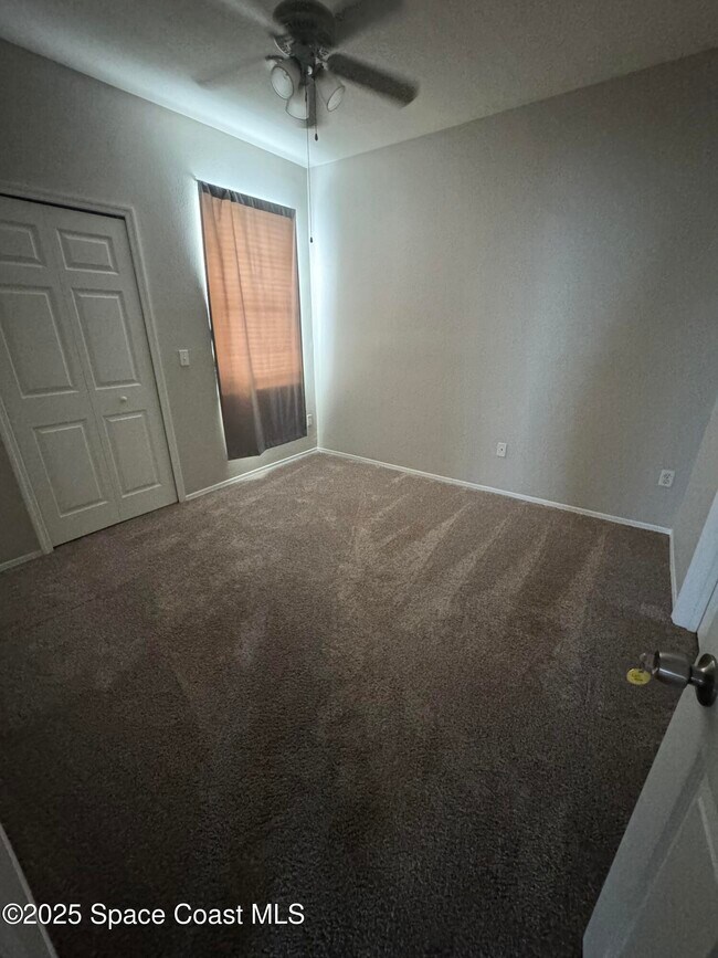 Building Photo - 5673 Star Rush Dr