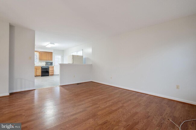 Building Photo - 8729 36th Ave