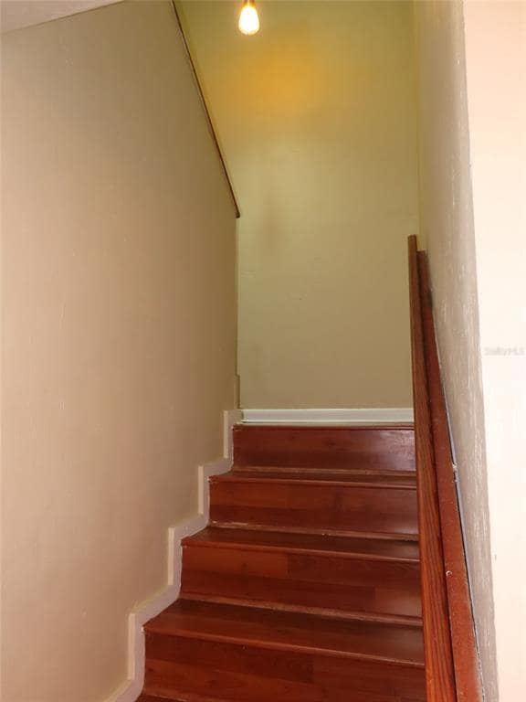 Building Photo - 4427 SW 21st Ln
