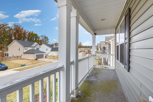 Building Photo - Beautiful 3 Bedroom Home with Hot Tub