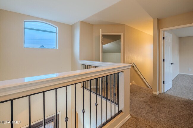 Building Photo - 14212 Otter Point Ct