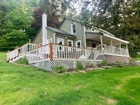 Building Photo - 462 Briscoe Rd