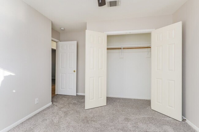 Building Photo - 2623 Merganser Ct