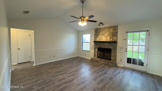 Building Photo - 7914 Longshadow Ct