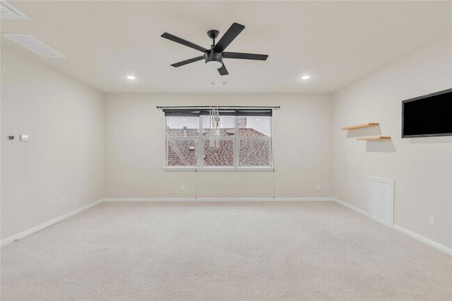 Building Photo - 904 Purple Moor Pass