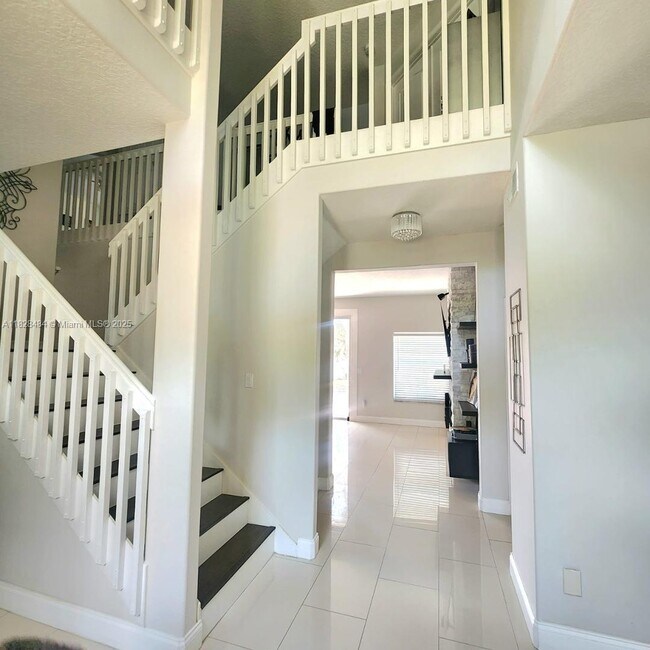 Building Photo - 4513 Seafarer Way