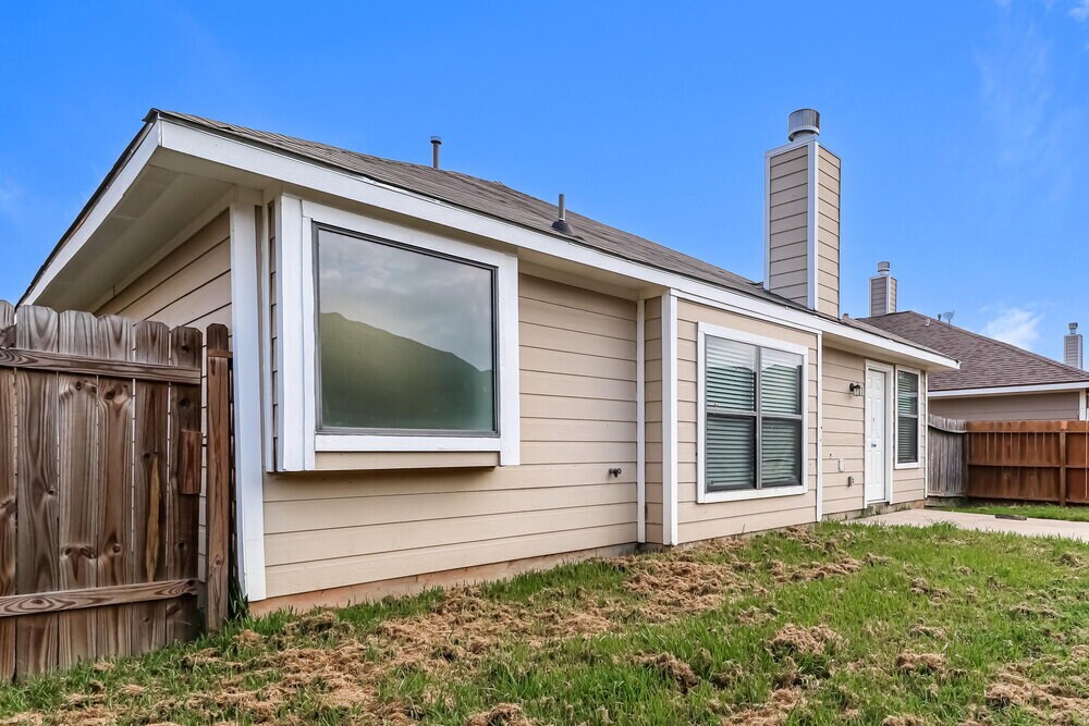 Building Photo - 969 Oak Lynn Dr