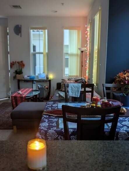 Building Photo - 135 Parc Place Dr