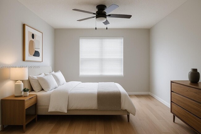 Building Photo - 8050 N Nob Hill Rd