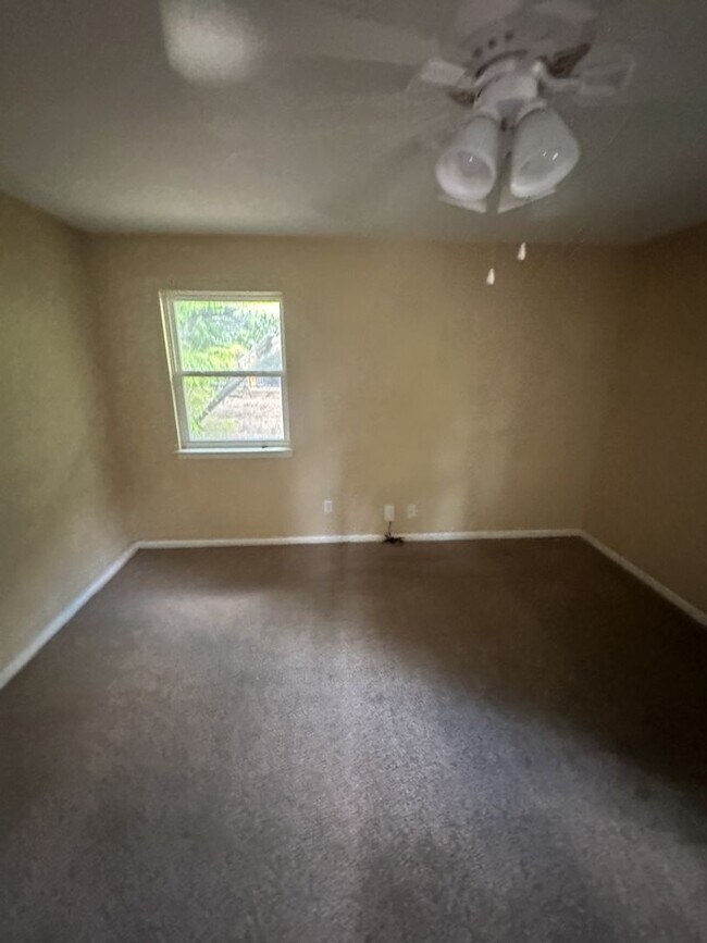 Building Photo - 4bd/2ba in Killeen Tx