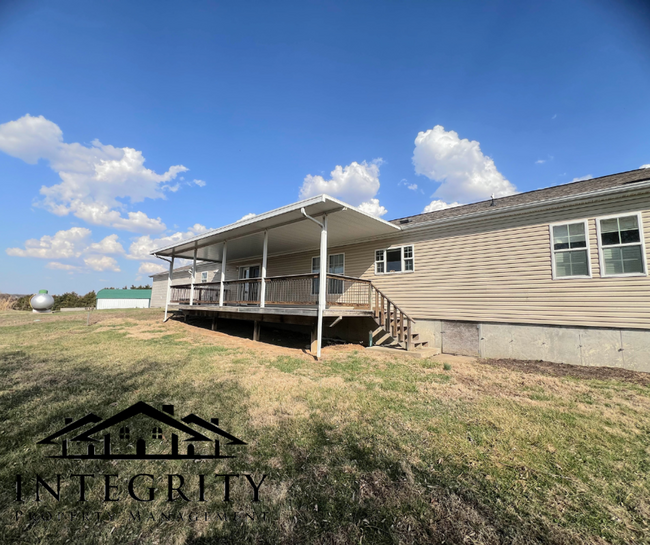 Building Photo - Ranch Style Single Family Home!