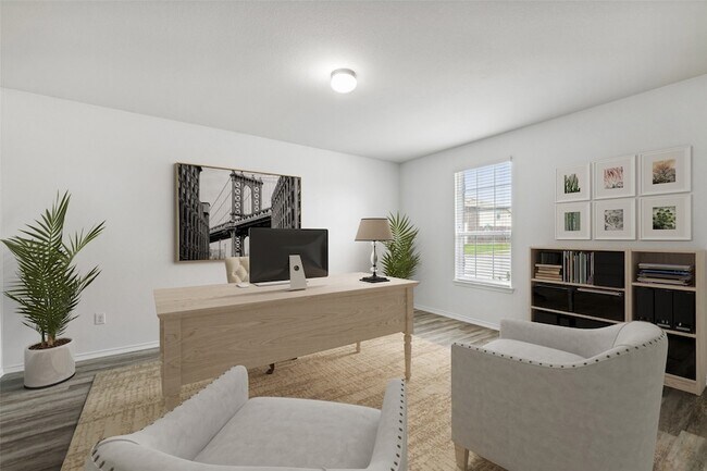 Building Photo - 1641 Vernon Dr