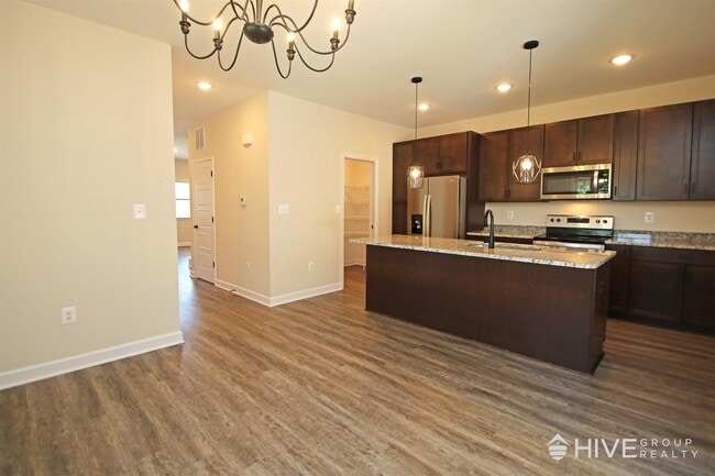 Building Photo - 1423 Palomino Trl