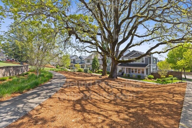 Building Photo - 13086 SW Aubergine Ter