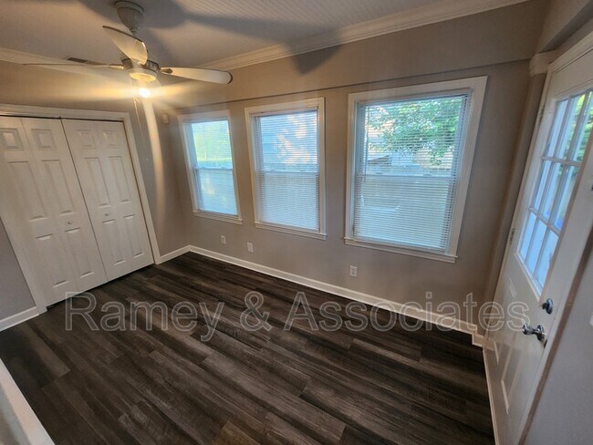 Building Photo - 3022 Betty Ln