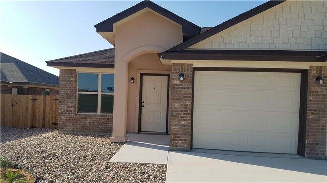 Building Photo - 109 Calvin Smith Ln.