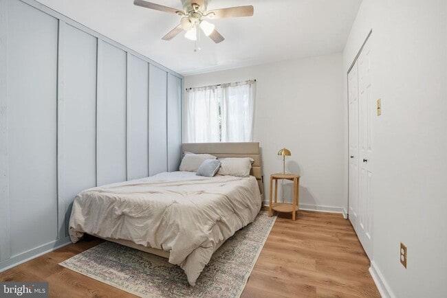 Building Photo - 3750 Clarendon Ave