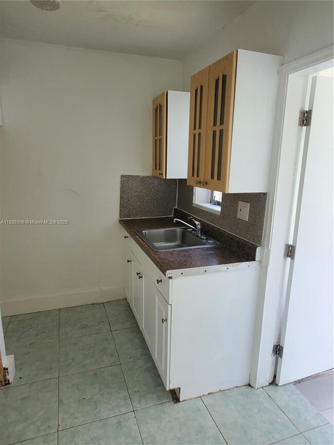 Building Photo - 1240 NE 143rd St