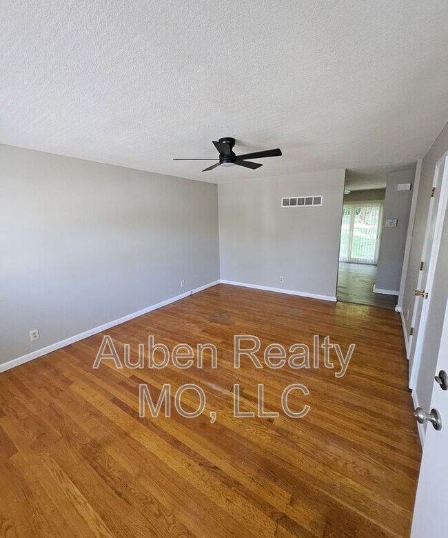 Primary Photo - 1206-1208 N Cottage St