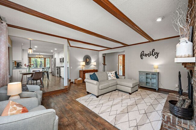 Building Photo - Stunning Remodeled 4BR Home w/ Pond View & 3-Seasons Porch!