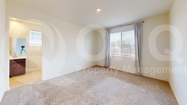 Building Photo - 12114 W Avianna Wy