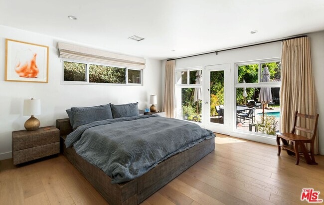 Building Photo - 160 Beloit Ave