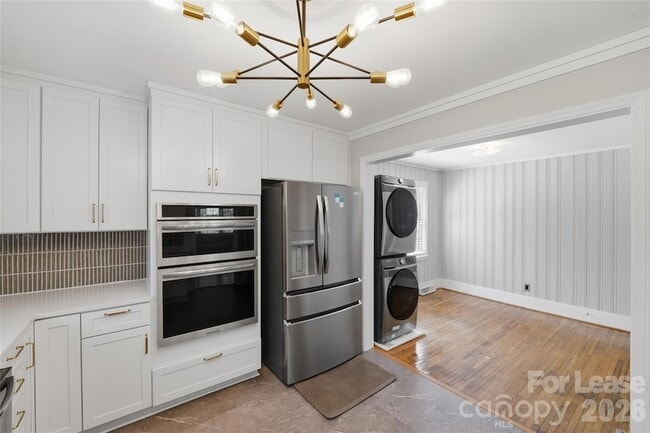 Building Photo - 2214 Arnold Dr