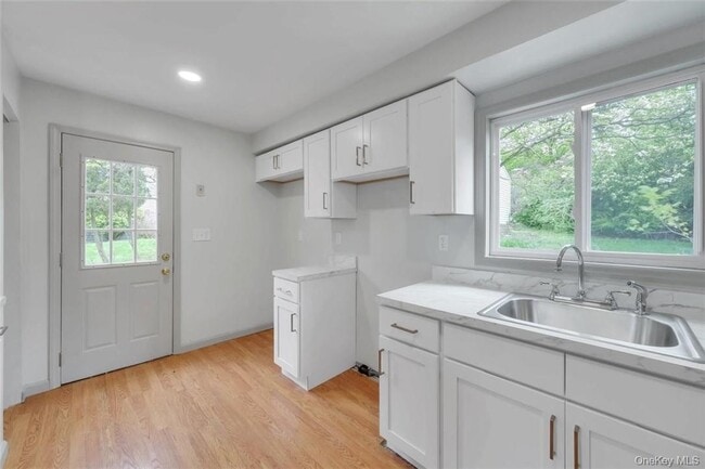 Building Photo - 32 Highland Dr