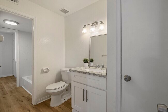 Building Photo - 1701 Upland Dr