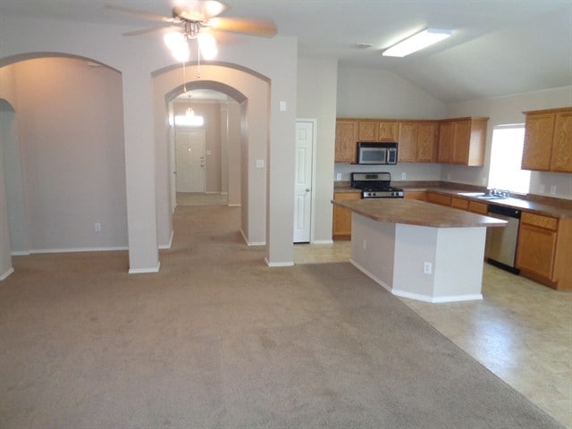 Building Photo - 401 Fireberry Dr
