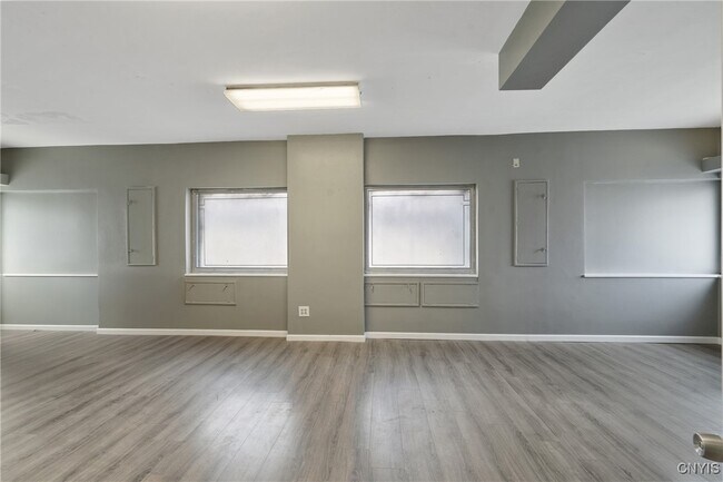 Building Photo - 2030 Erie Blvd E