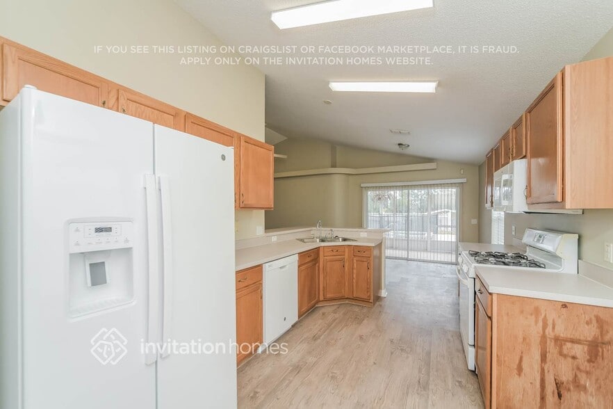 Building Photo - 226 Manoel Ln