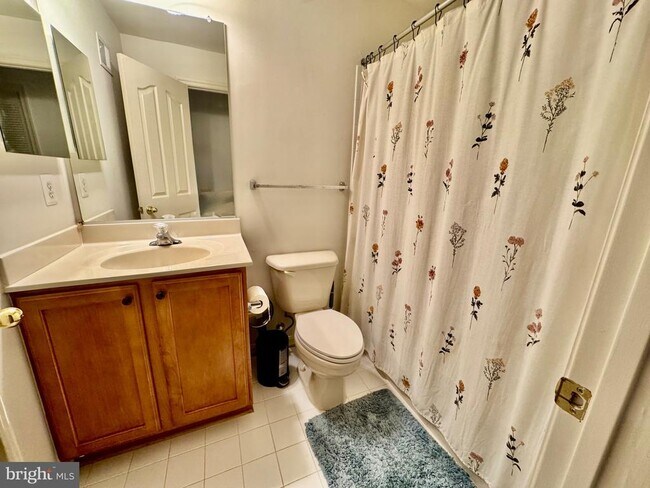 Building Photo - 23517 Gardenside Pl