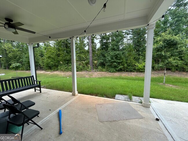 Building Photo - 413 Kinross Ln
