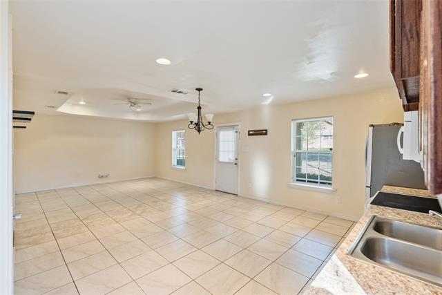 Building Photo - 202 N Harrison Ave