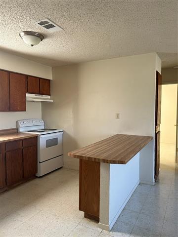 Building Photo - 1516 Coral Cut Off