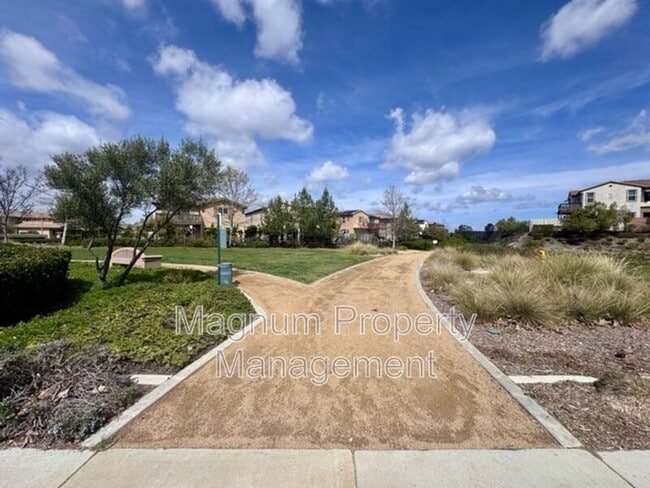 Building Photo - 38572 Rosegate Pl