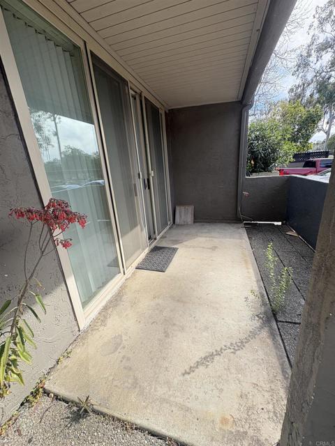 Building Photo - 1350 N Escondido Blvd