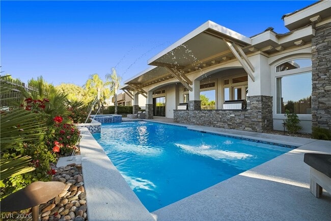 Building Photo - 9320 Tournament Canyon Dr