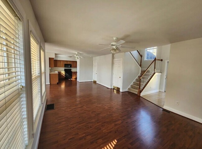 Building Photo - 4200 Blue Teal Pl