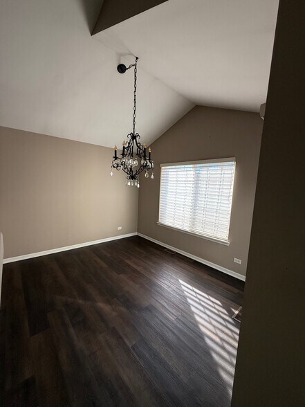 Building Photo - 1586 New Haven Dr